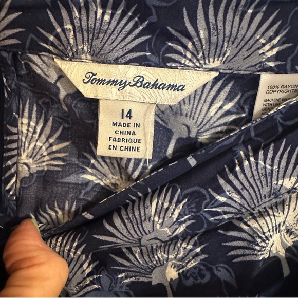 Tommy Bahama Belted Tassel Tiered Faux Wrap Tropical Floral Midi Skirt Blue 12 - Picture 4 of 7